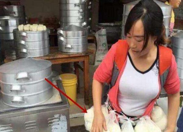 杭州女子愛心饅頭不再送，只因人們實(shí)在太貪婪！