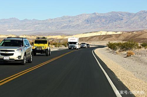 汽車高速行駛120km/h，哪些汽車會飄？哪些汽車不會飄？ 