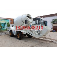 移動(dòng)卸料攪拌車(chē) 罐車(chē)參數(shù) 自動(dòng)上料攪拌車(chē) 質(zhì)量保證