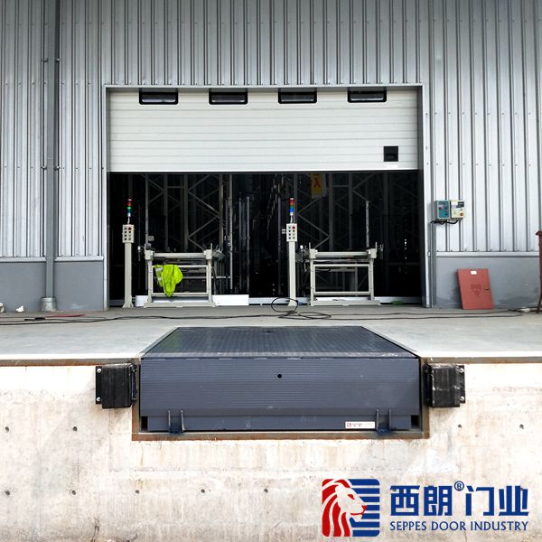 嘉興倉庫卸物升降調(diào)節(jié)平臺(tái)