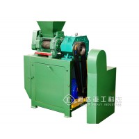 新型對(duì)輥造粒機(jī)有機(jī)肥造粒設(shè)備