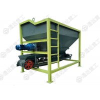 有機(jī)肥鏟車(chē)喂料機(jī)