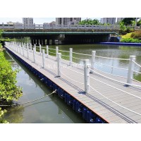 來一波輕功水上漂 感受水上浮橋的魅力！13710604557